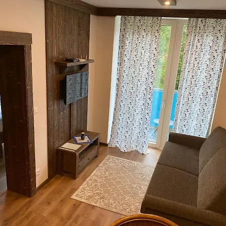 Veternica V Bernarde Aparthotel 4*