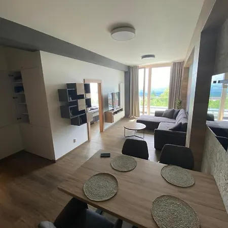 Aparthotel Veternica V Bernarde 4*