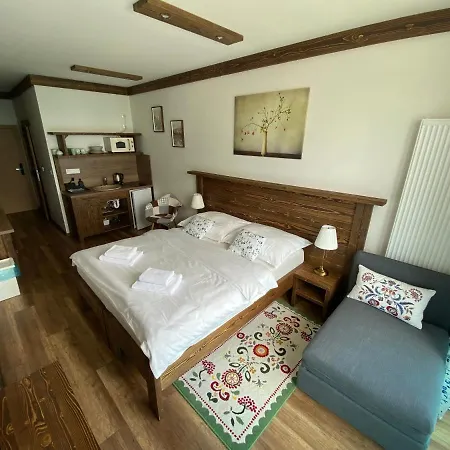 Veternica V Bernarde 4*