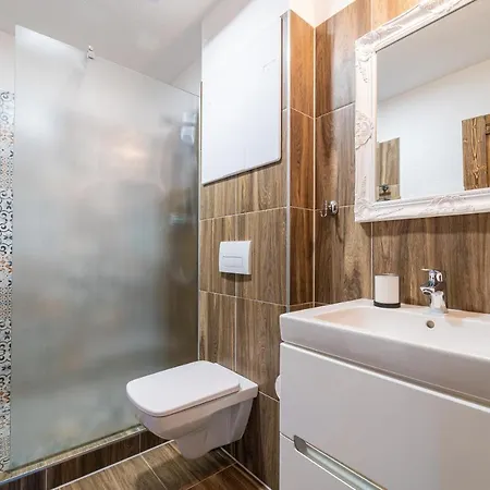 Veternica V Bernarde 4*