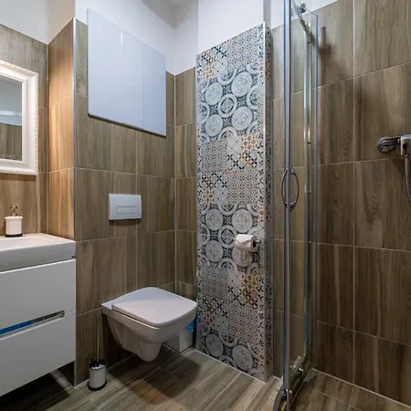 Aparthotel Veternica V Bernarde