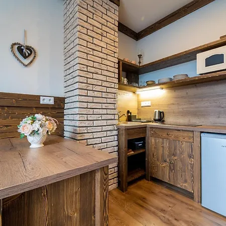 Veternica V Bernarde Apart-hotel 4*